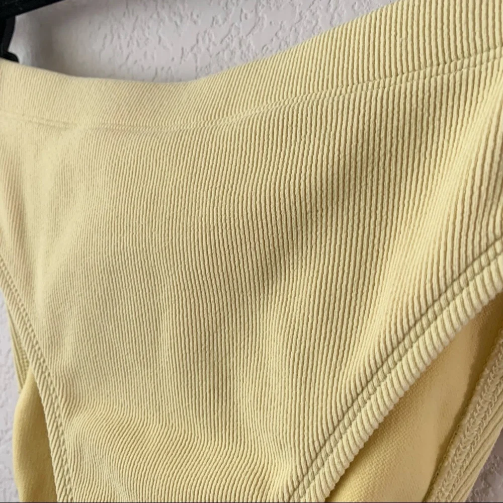 New Vintage Tommy Bahama high waist bikini bottom